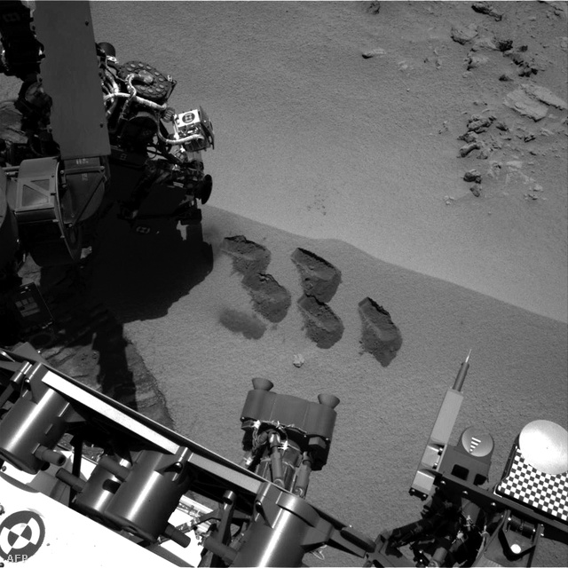 A Curiosity első ásónyomai a Marson