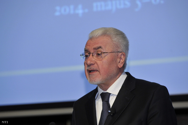 Pálinkás József, a Magyar Tudományos Akadémia elnöke mond beszédet 2014. május 5-én