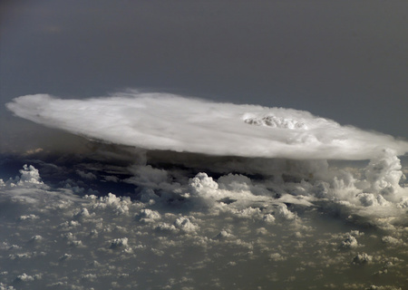 Egy kialakult cumulonimbus