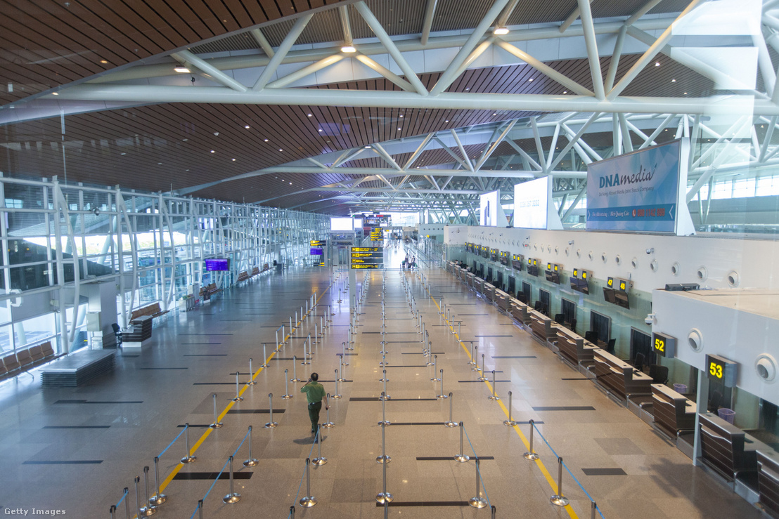 A Da Nang nemzetközi repülőtér, miután a vietnámi miniszterelnök elrendelte az összes nemzetközi járat felfüggesztését 2020. március 22-én