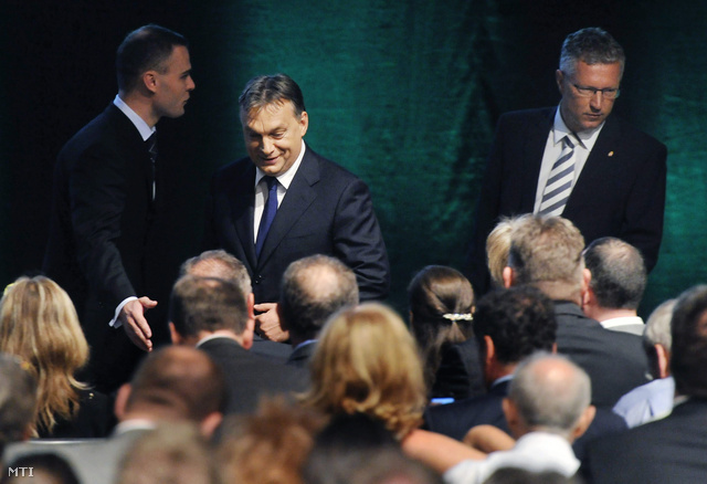 Orbán Viktor miniszterelnök és Petykó Zoltán a Nemzeti Fejlesztési Ügynökség elnöke