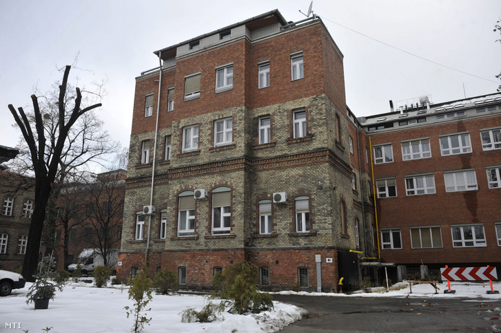 A Szabolcs utcai hajléktalangondozó központ kórháza Budapesten 2013. január 16-án