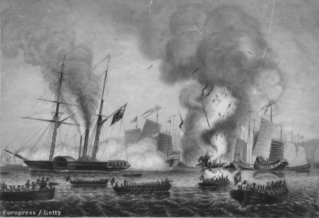 Angol hajók pusztítják a kínai dzsunkákat 1841-ben.