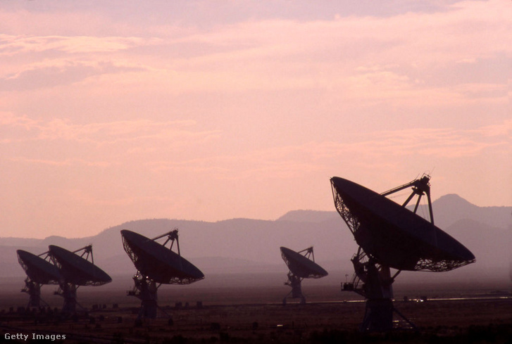 Földön kívüli életformákat kereső rádió teleszkópok