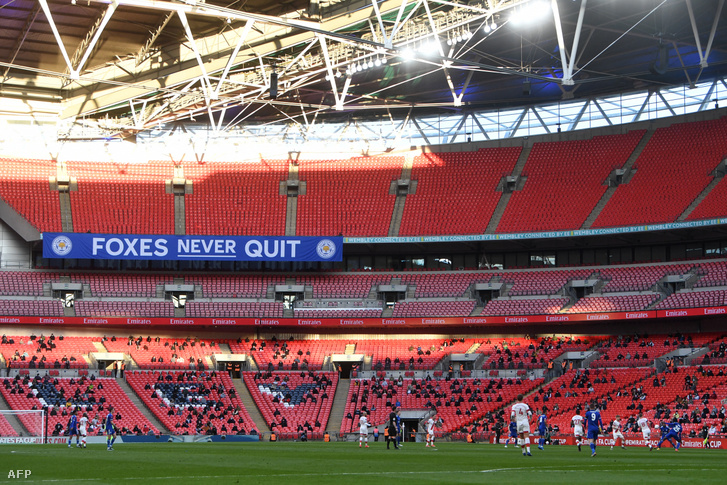 Ismét voltak nézők a Wembleyben