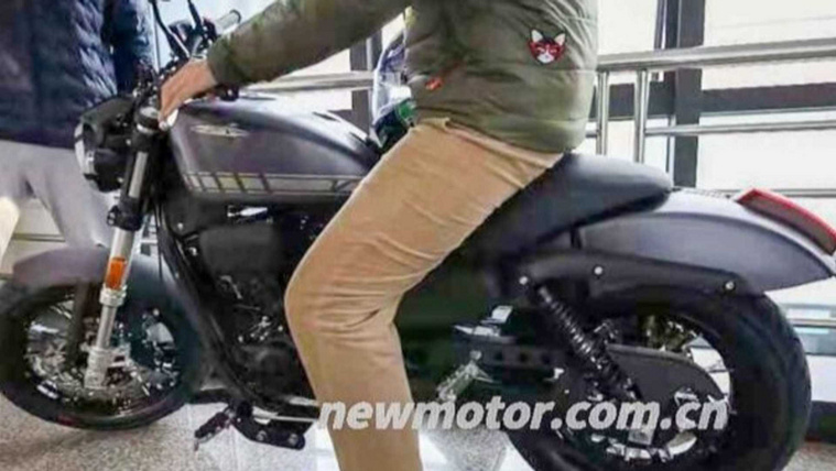 upcoming-300cc-harley-davidson-spotted-in-china (1)