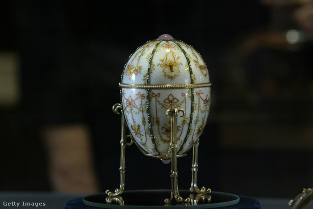 Díszes Fabergé-tojás 1903-ból