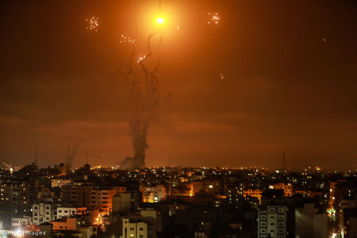 Halálos tűzijáték a Gázai övezet felett. A Vaskupola számos rakétát már palesztin terület felett megsemmisített