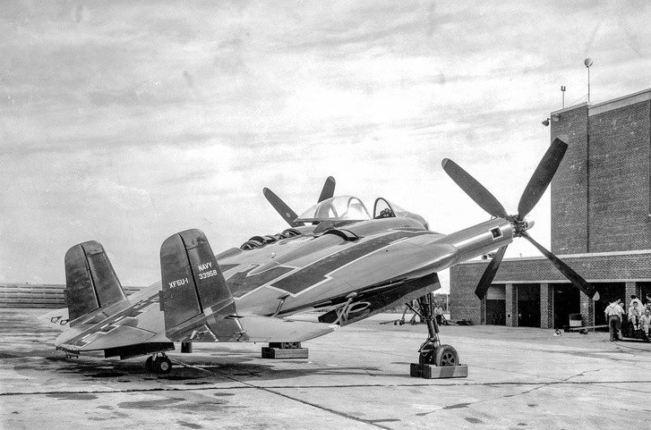 Harci palacsinta a US Navy színeiben, Vought XF5U-1