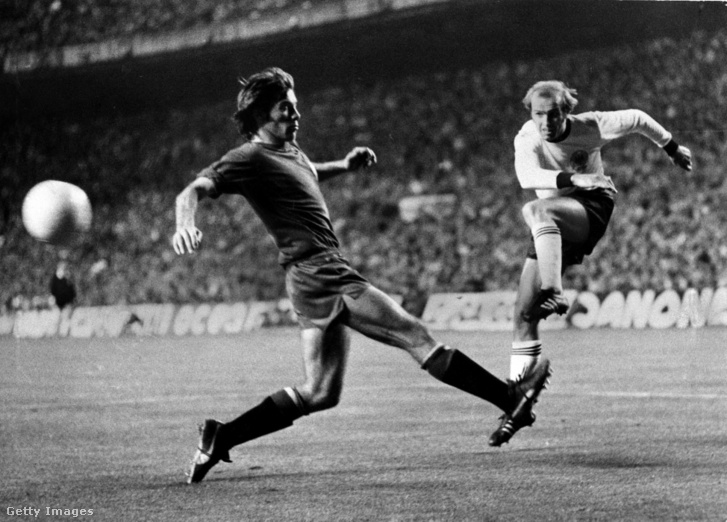 Az UEFA labdarúgó Európa-bajnokság negyeddöntőjének első mérkőzése Madridban 1976. április 24-én. Spanyolország–Németország 1–1