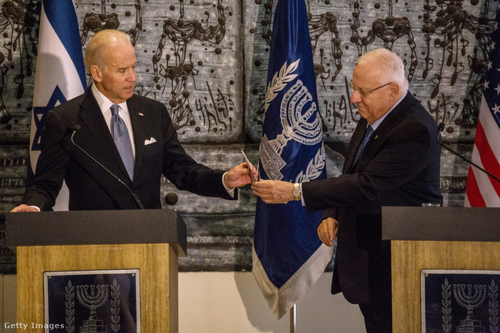 Joe Biden alelnökként 2016-ban tárgyal Reuven Rivlin izraeli elnökkel