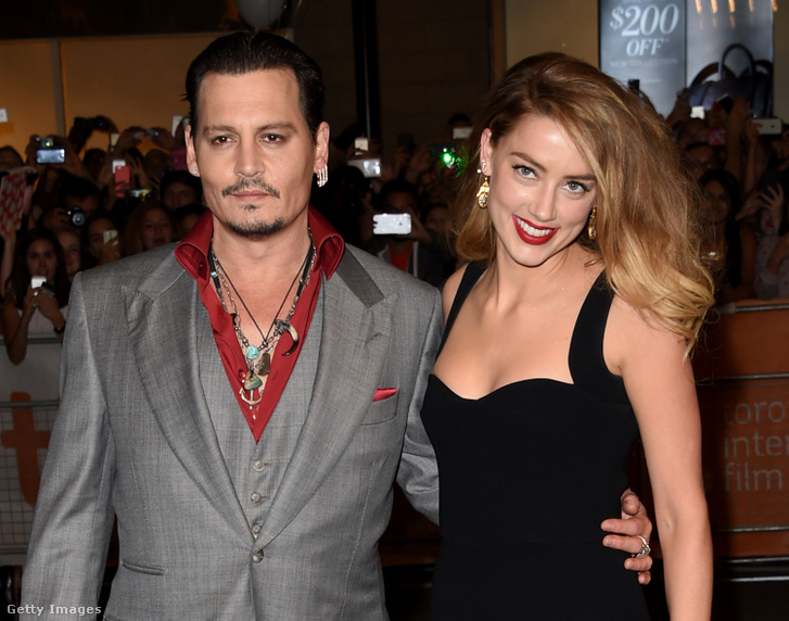 Johnny Depp és Amber Heard a Fekete mise című film premierjén 2015. szeptember 14-én