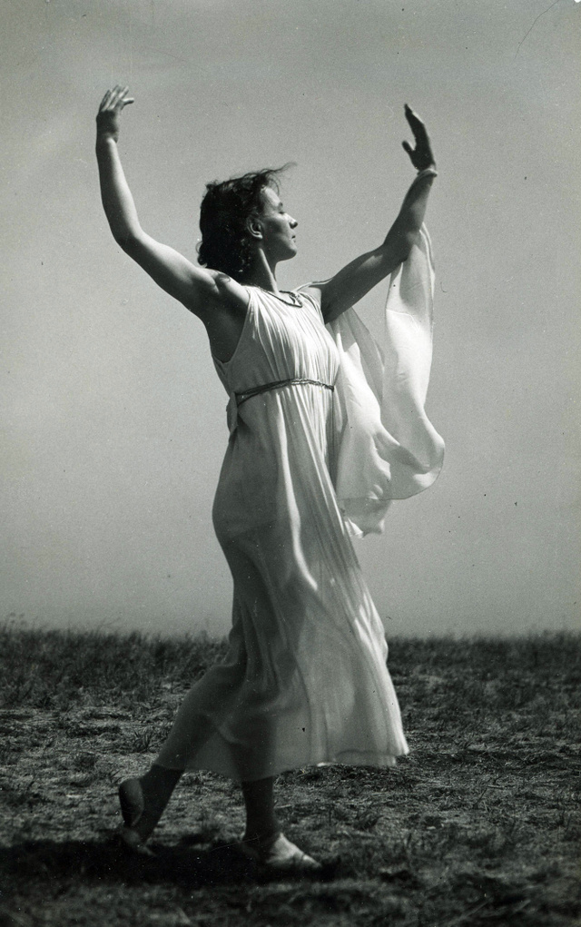 Nagy Etel tánc- és mozdulatművész, 1933
