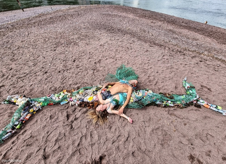 tk3s swns mermaids rubbish 01