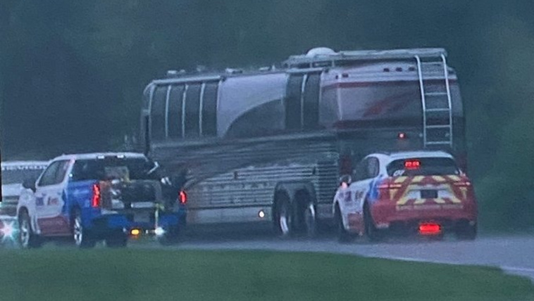 driving-your-prevost-rv-onto-the-race-track-is-a-bad-way-to-end-