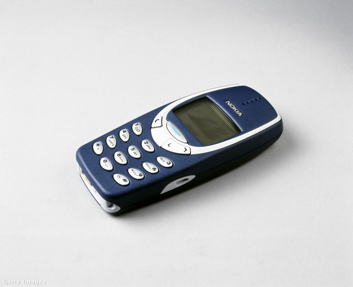 Egy "elpusztíthatatlan" Nokia 3310-es telefon