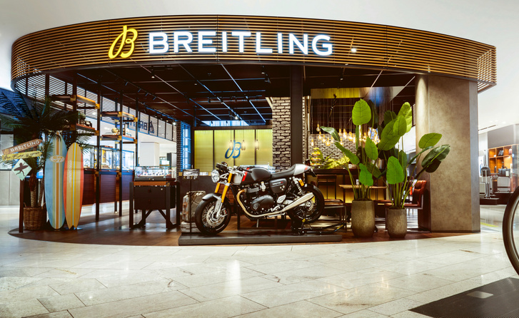01 Breitling-x-Triumph Breitling-Boutique-Jelmoli