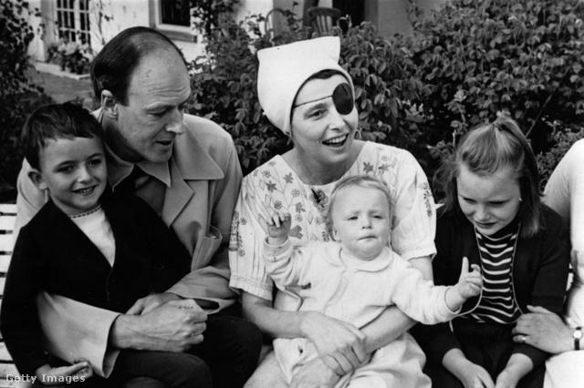 Roald Dahl családjával