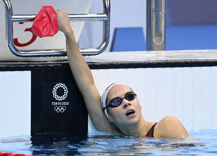 Kapás Boglárka miután 4. helyen ért célba a női 200 méteres pillangóúszás döntőjében
