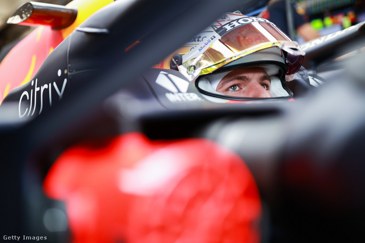 Max Verstappen, a Red Bull holland versenyzője a Forma-1-es Magyar Nagydíj időmérő edzésén a mogyoródi Hungaroringen 2021. július 31-én