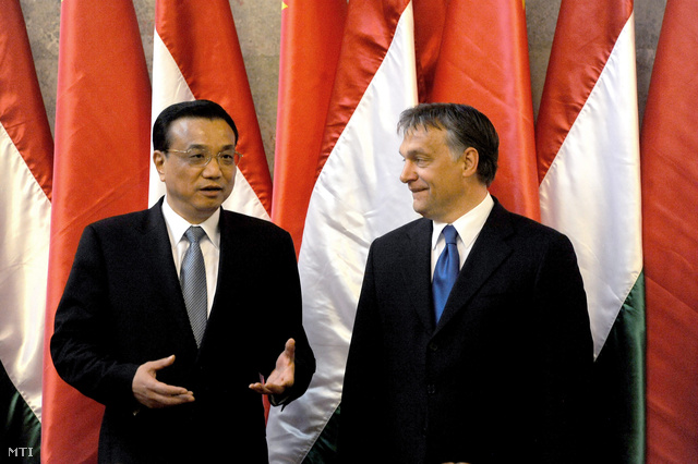Orbán Viktor és a volt kínai miniszterelnök-helyettes 2012-ben Budapesten