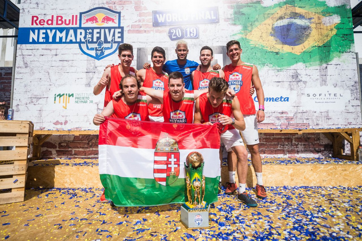 A Zsírkréták 2019-ben világbajnoki címet szereztek Magyarország számára