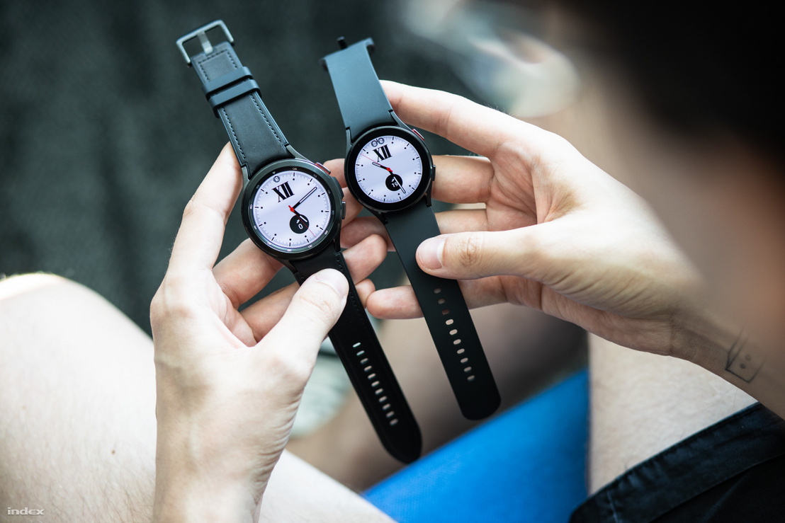 Balra a 46 milliméteres tokozású Galaxy Watch 4 Classic, jobbra a 40 mm-es, minimalista Galaxy Watch 4. Külsőben különböznek, tudásuk megegyezik