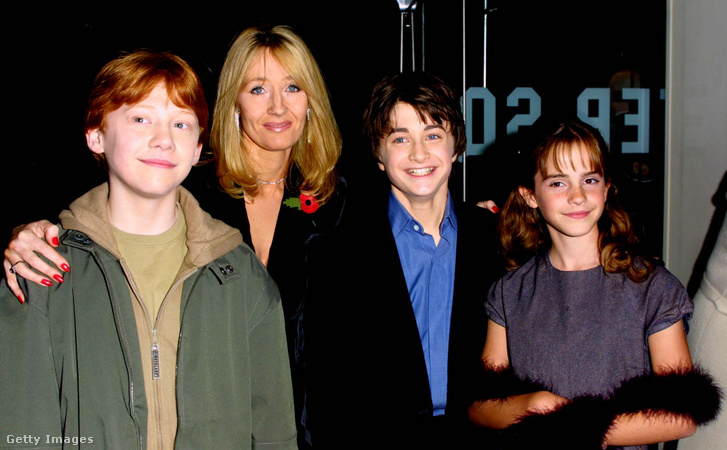 Rupert Grint, J. K. Rowling, Daniel Radcliffe és Emma Watson a Harry Potter és a bölcsek köve című film premierjén