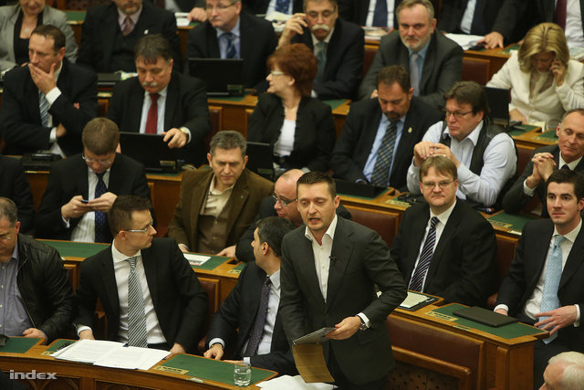 Rogán Antal a parlamentben március 11-én