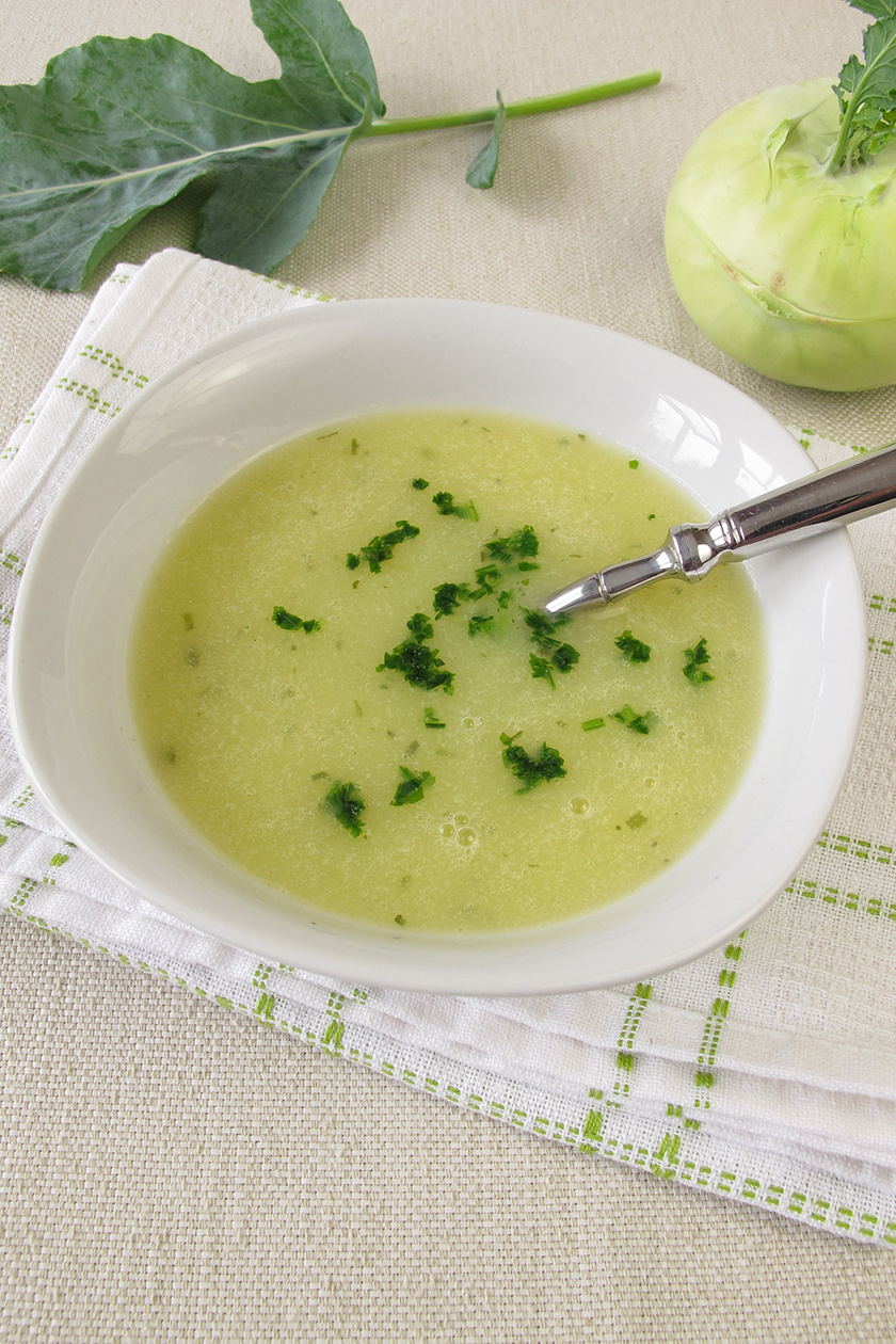 A leves gyógyít - Ízletes gyomorkímélő, karcsúsító és frissítő erőlevesek