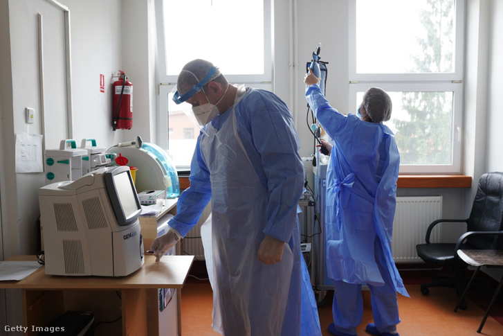 Orvosok egy kolozsvári kórházban 2020. november 18-án