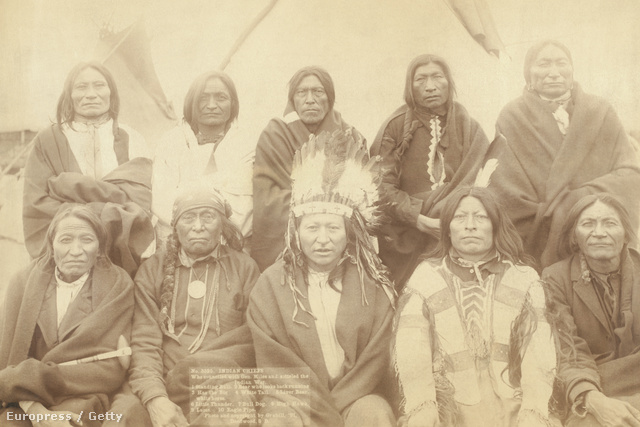 A polgárháborús évek után közösségbe tömörült indián törzsek vezetőinek találkozója Pine Ridge-ben