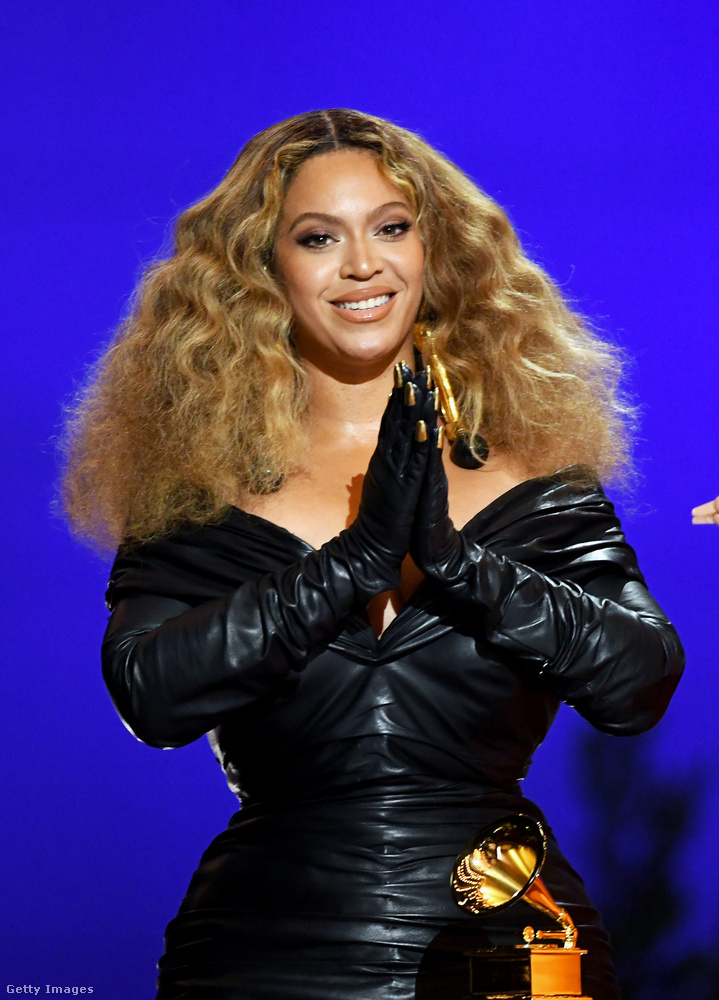 Beyonce pedig megvárta Jay Z-t."Az embereket gyakran meglepi, mennyire tapasztalatlan voltam