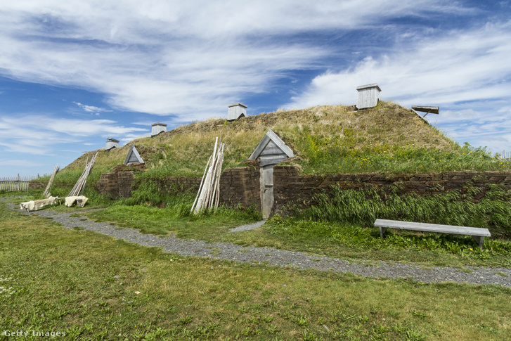 Korabeli viking épület rekonstrukciója L'Anse Aux Meadowsban