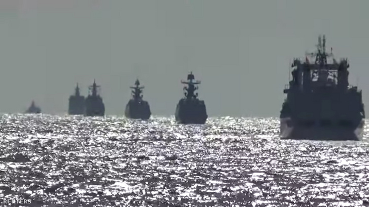 Orosz és kínai hadihajók a Csendes-óceánon