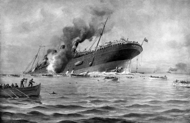 A Lusitaniát 1915-ben érte torpedótámadás.