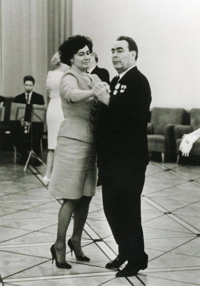 Leonyid Brezsnyev főtitkár és lánya, Galina Brezsnyeva 1966-ban
