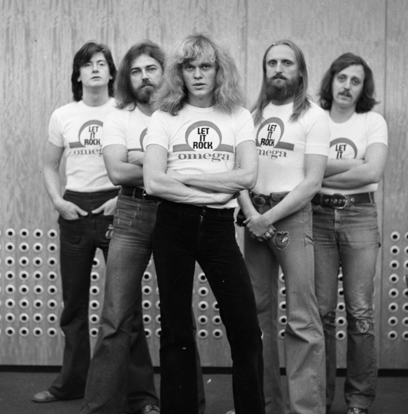 Az Omega együttes 1979-ben: Debreczeni Ferenc, Molnár György, Kóbor János, Benkő László, Mihály Tamás.