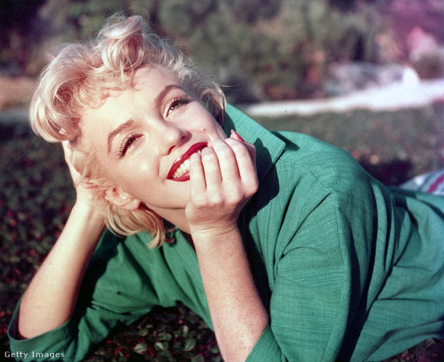 Marilyn Monroe is a vörös rúzsra esküdött