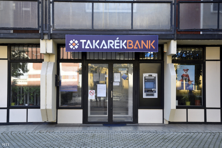 Egy Takarékbank-fiók 2020. szeptember 5-én Budapesten