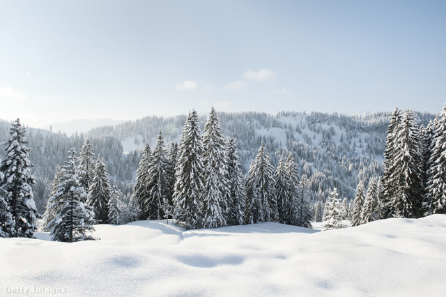 A legtöbb évben Kékestetőn regisztrálták a maximális hóvastagságot, a 2017-es értéket viszont Bánkúton jegyezték fel