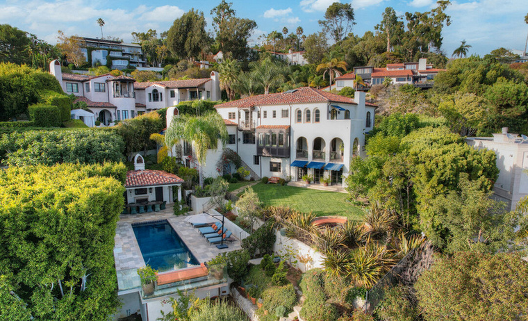 Eladja mesés Los Angeles-i házát Hilary Swank