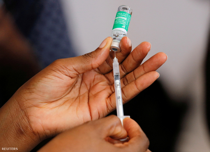 Koronavírus elleni vakcina ghánai Accra Ridge kórházban 2021. március 2-án.