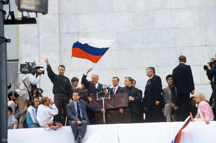 Borisz Jelcin beszéde a puccs leverése után 1991. augusztus 21-én