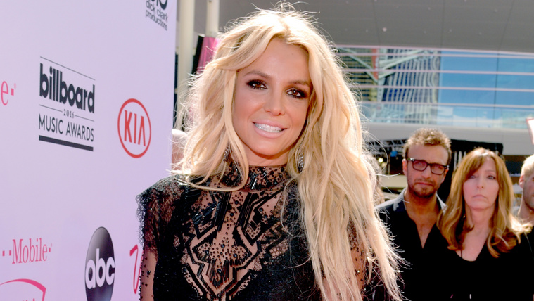 Kihívták a rendőrséget Britney Spearshez az ijesztő videója után