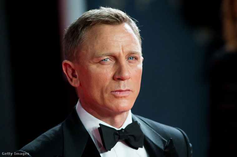 Van, hogy Daniel Craig is túl sok martinit fogyaszt