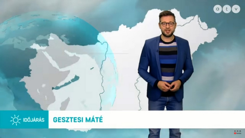 Gesztesi Máté az ATV időjárás-jelentésben 2022. január 24-én még szemüvegben.