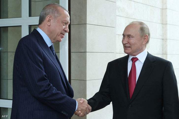 Vlagyimir Putyin és Recep Tayyip Erdoğan 2021. szeptember 29-én