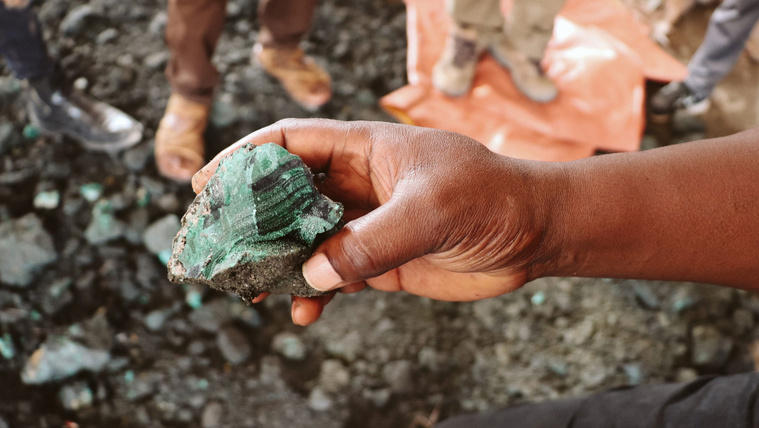 A kobaltbányászat etikai kérdéseket is felvet, a fő lelőhelyének számító Kongói Demokratikus Köztársaságban embertelen körülmények között, sokszor gyerekmunkát is alkalmazva folyik a kitermelés Fotó: The Impact Facility