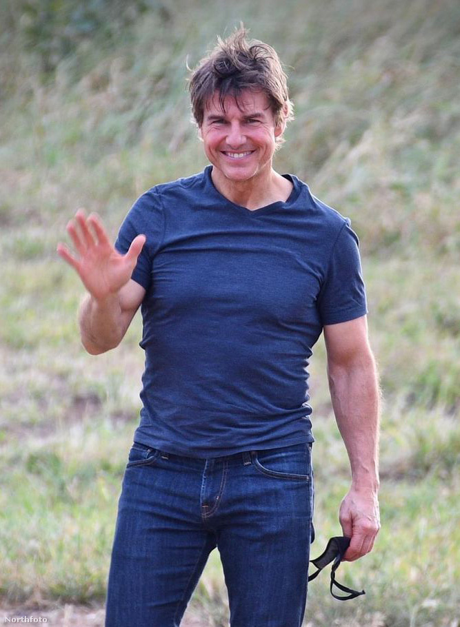 SWNS TOM CRUISE 04